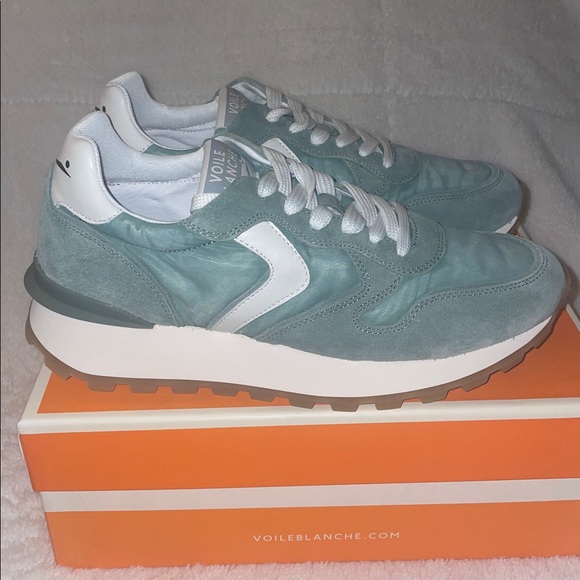 NWT VOILE BLANCHE PARIS Race Sneaker in Sage-Off White - Picture 8 of 13